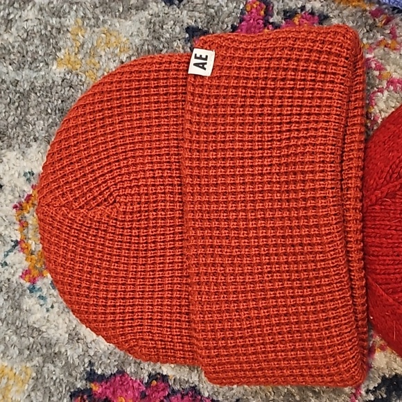 🔥4 Beanies 🔥 - Picture 6 of 6